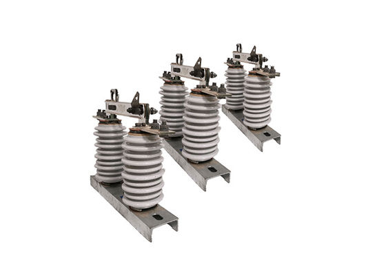 Outdoor AC Overhead Disconnector Switch Industrial Single Phase Easy Installation Hookstick Listrik