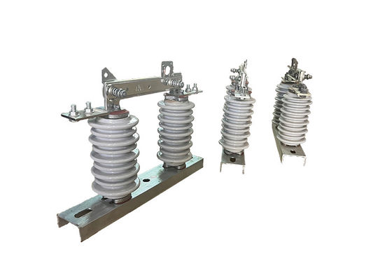 Saklar Kait Tegangan Tinggi Listrik Dioperasikan Isolator Industri AC Outdoor Porcelain Disconnector