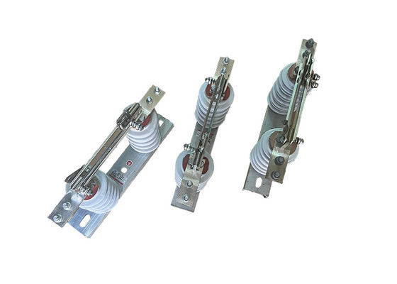 Isolasi Listrik High Voltage Disconnect Switch Untuk Putus atau Sambungan 630A Hook Stick Disconnect Switch