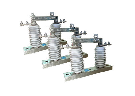 Industrial Grey High Voltage Single Phase Isolator Switch Untuk Pemeliharaan GW9-10/630A Hookstick Operated Switch