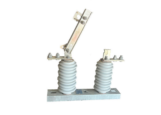 Outdoor Hookstick Switch 1 Pole Automatic Controlled Electrical Isolator Dipasang untuk Lini Listrik Udara