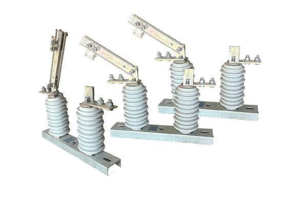 50/60Hz Single Phase High Voltage Electrical Isolator Dengan Operasi Keamanan Dan Mudah Instalasi Vertikal Break Switch