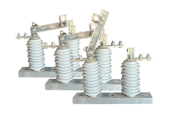 GW9 Series Otomatis Hookstick Disconnect Switch 630A Fungsi Overload Industrial High Voltage Electrical Isolator