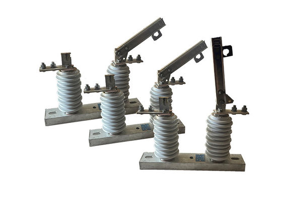 Loadbuster HV Isolator Switch Single Phase Vertical Break Switch Dengan Instalasi Mudah Dengan Vacuum Circuit Breaker