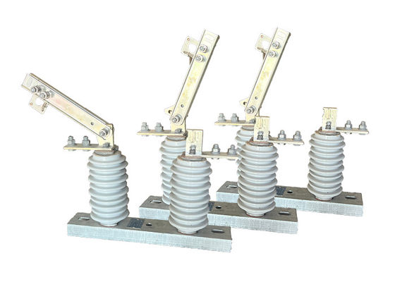 S&amp;C Listrik Loadbuster Putus Switch Porselen High Voltage Putus Switch diterapkan untuk Sistem Energi Terbarukan